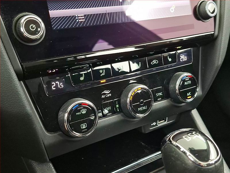 Škoda Octavia (2018) Style 1.8 TSI, Automat - fotka 15 z 19
