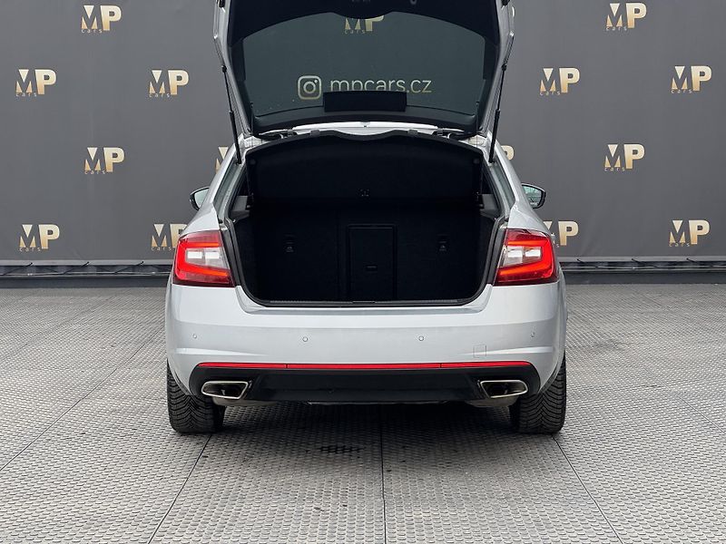 Škoda Octavia (2019) 2.0TSi 245 RS, DSG, PANO   - fotka 10 z 50
