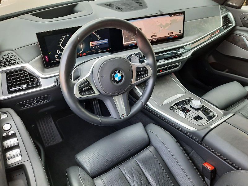 BMW X7 xDrive 40d M Sport - fotka 11 z 15