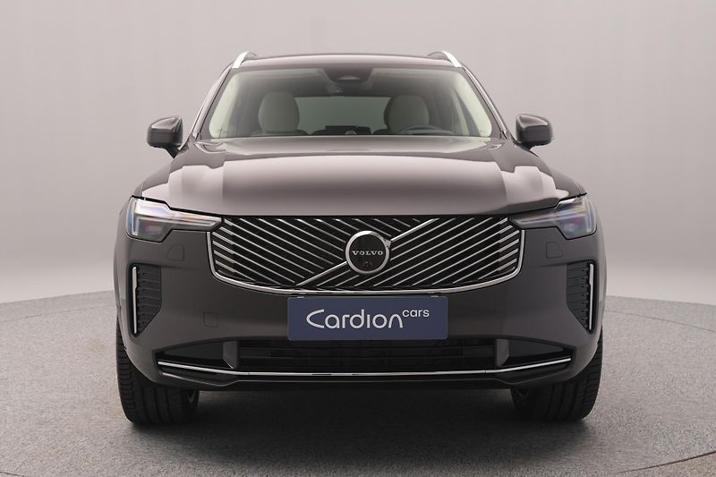 Volvo XC90 (2026) B5 AWD AUT BRIGHT ULTRA 7 míst - fotka 14 z 28