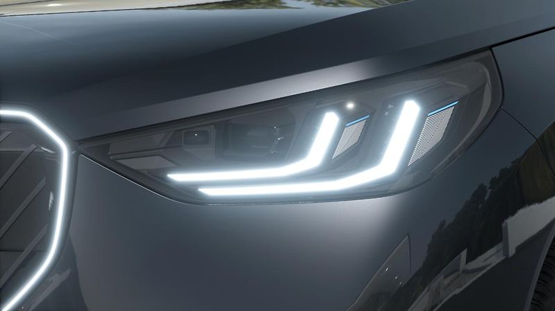 BMW X3 xDrive 40d - fotka 7 z 14