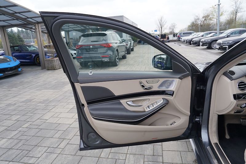 Mercedes-Benz Třídy S S560 4Matic V8 Designo/470PS - fotka 14 z 42