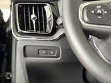 Volvo V60 T6 AWD*Recharge*KeyLess*Tažné - náhled 30