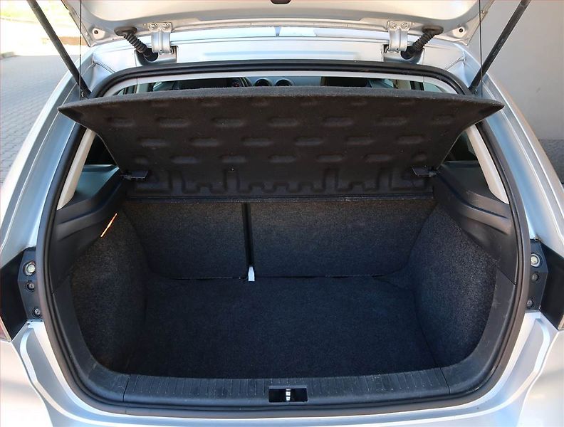 Seat Ibiza (2007) 1.4 16V, po STK, Tažné, Klima - fotka 13 z 15