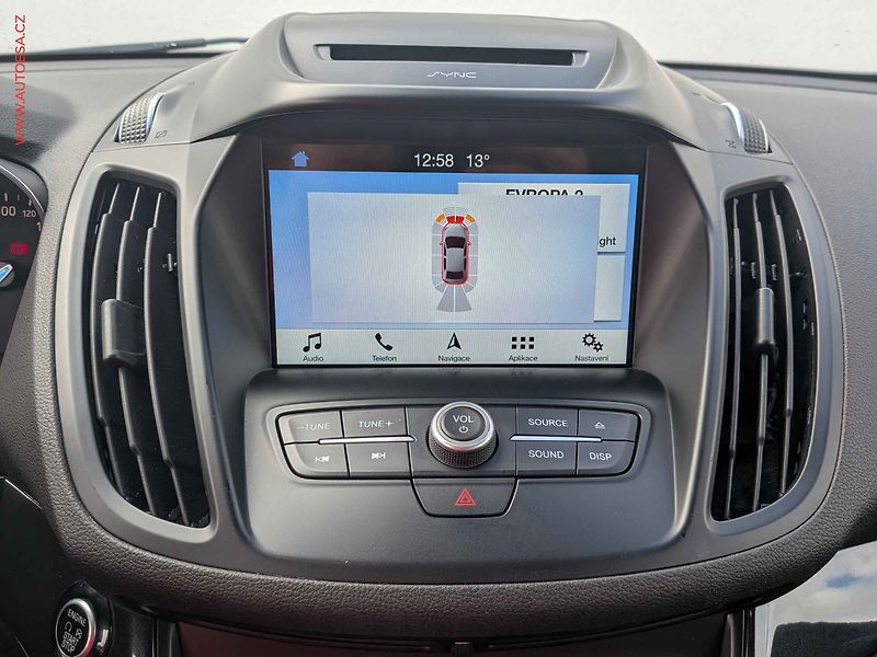 Ford Kuga (2016) 2.0 TDCI 4x4, Navi, bixen - fotka 11 z 16