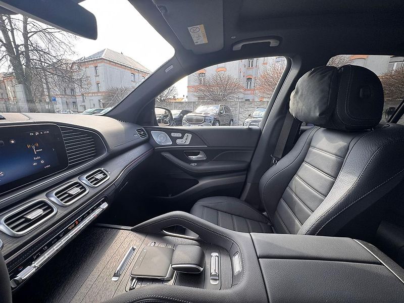 Mercedes-Benz GLE (2026) 300 d 4MATIC - fotka 13 z 23