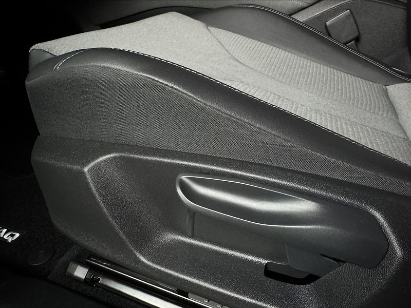 Škoda Enyaq 60 LED Matrix Kamera PDC - fotka 20 z 44