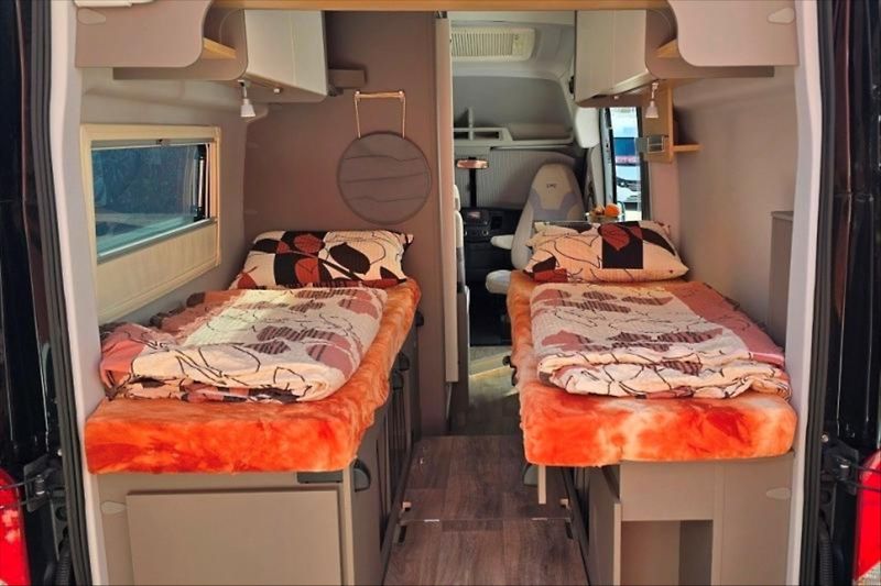 LMC INNOVAN 592 TDCi  2,0 - fotka 16 z 16