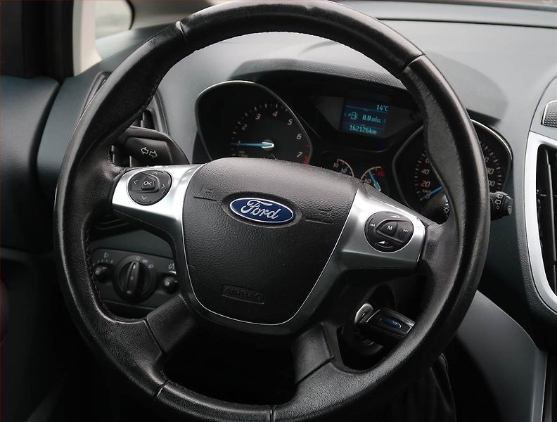Ford C-MAX (2012) Trend 1.6 16V, Vyhř. sedaček - fotka 18 z 18
