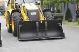 JCB (2022) 4CX PRO / 3400 MTH! / 2022 - náhled 20