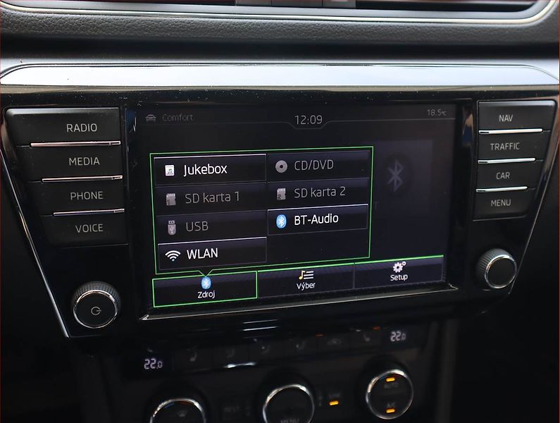 Škoda Superb (2016) 2.0 TDI, Automat, Serv.kniha - fotka 20 z 23