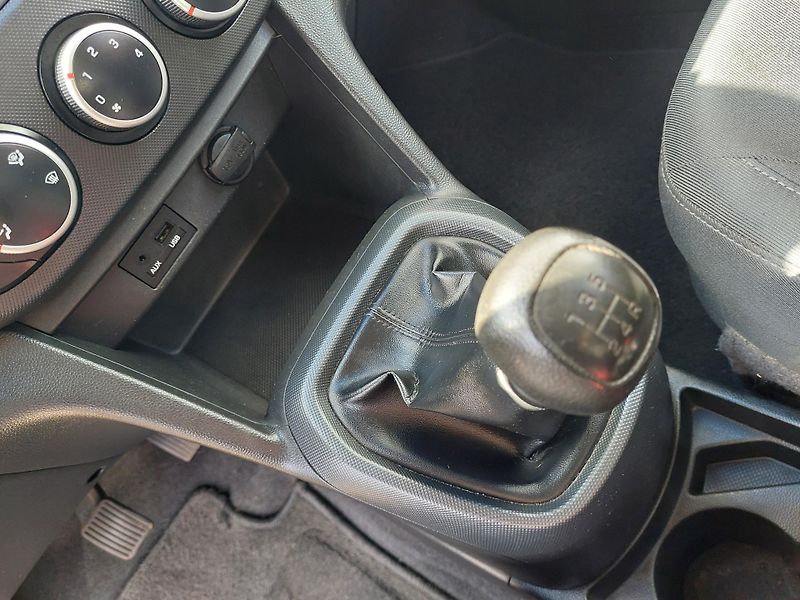 Hyundai i10 (2017) Classic 1.0 - fotka 14 z 40