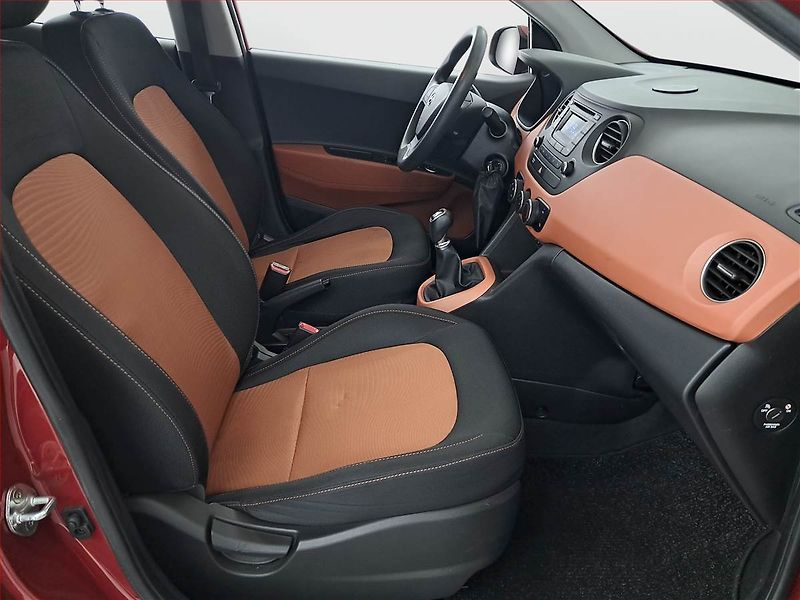 Hyundai i10 (2015) 1.0, ČR,1.maj, Tempomat - fotka 9 z 15