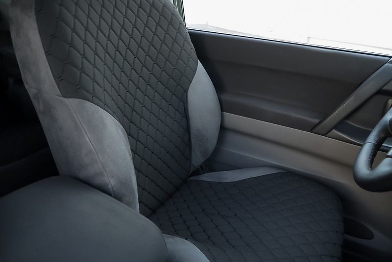 Mitsubishi Pajero 3.2 Di-D 4x4 AUTOMAT - fotka 16 z 32