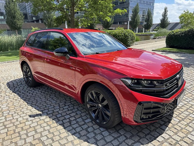 Volkswagen Touareg (2025) 3.0T*170kw*DPH*R-Line*4RZáruka - fotka 2 z 32