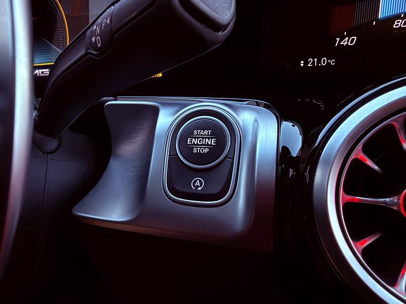 Mercedes-Benz GLB 35 AMG 4Matic 8G, ČR, 1.Maj, S - fotka 28 z 32