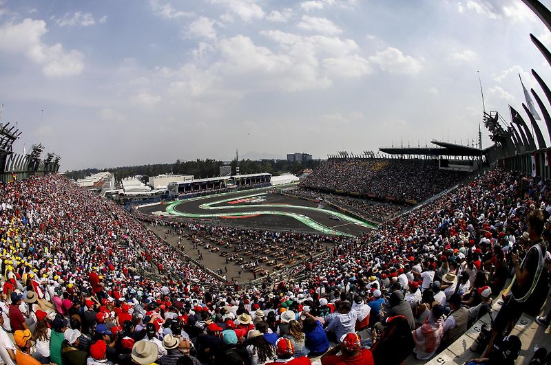 44 Lewis Hamilton (GBR, Mercedes AMG Petronas F1 team)