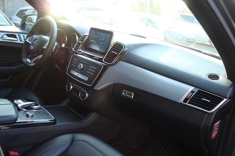 Mercedes-Benz GLE (2017) 350 D,4-Matic,AUT,AMG paket - fotka 64 z 92