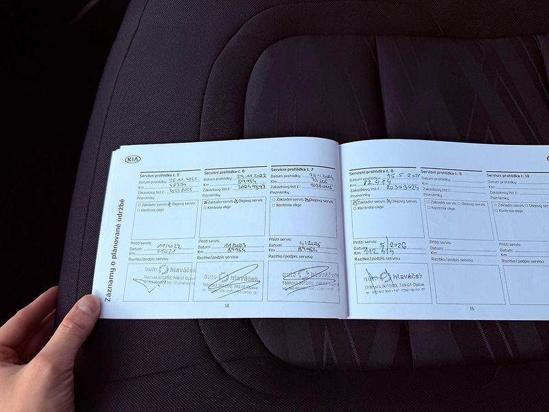 Kia Ceed 1.4 Comfort, ČR, 1.Maj, Servis - fotka 24 z 26