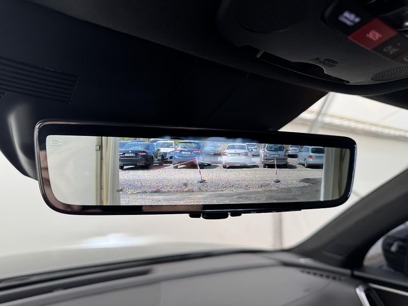 Kia Sorento 2.2d*143kw*4x4*DPH*Pano* - fotka 48 z 50
