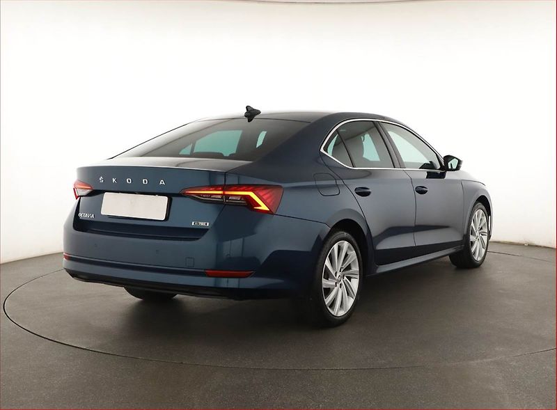 Škoda Octavia (2023) Style 1.5 TSI - fotka 5 z 20
