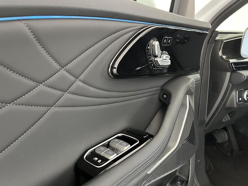 Omoda 9 (2025) PHEV  - fotka 11 z 19
