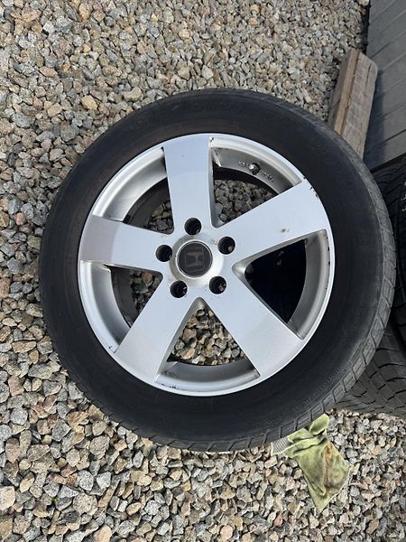 Honda Civic (2008) 1.4 i-DSI 63kW klima - fotka 13 z 13