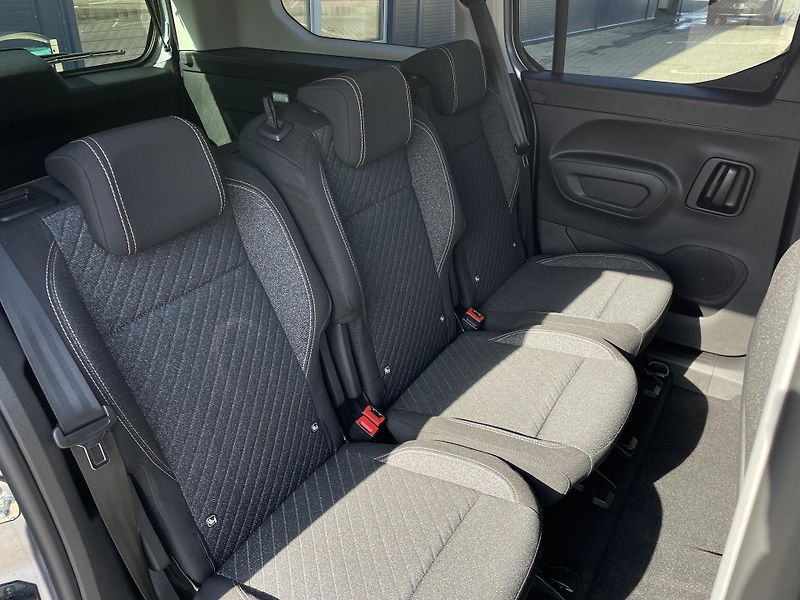 Peugeot Rifter (2026) LONG ALLURE BHDi 100 MAN6 N1 - fotka 17 z 19