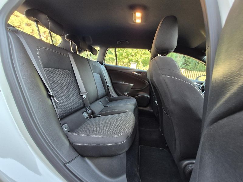 Opel Astra (2017) Opel Astra K 1.6 CDTI 100 kW - fotka 15 z 23