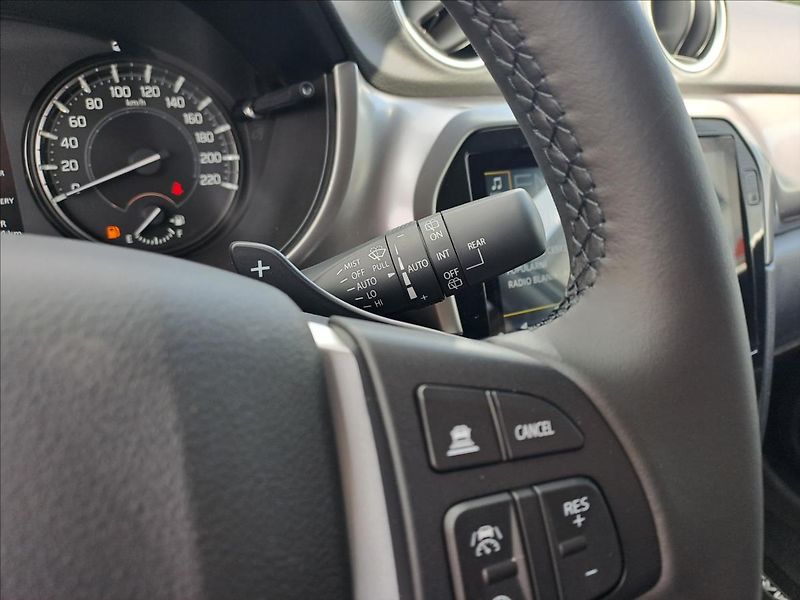 Suzuki Vitara (2026) 1,4 Premium AT MY25 - fotka 12 z 20