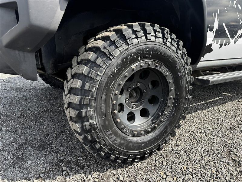 Hummer H3 3,5 AUT KŮŽE 4X4 STAN NAVIJÁK - fotka 30 z 39