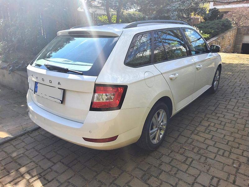 Škoda Fabia (2022) 1.0TSI 70kW Ambition+ 1maj ČR - fotka 5 z 18