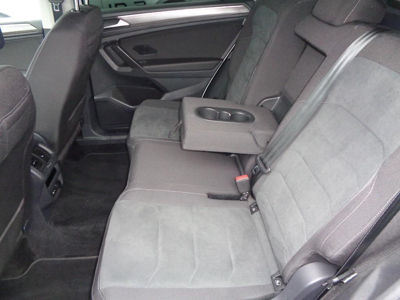 Volkswagen Tiguan 2.0 TDI DSG Elegance  110 kW - fotka 22 z 30