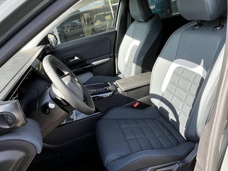 Citroën C5 Aircross (2026)  PLUS Hybrid 145k Automatic - fotka 7 z 23