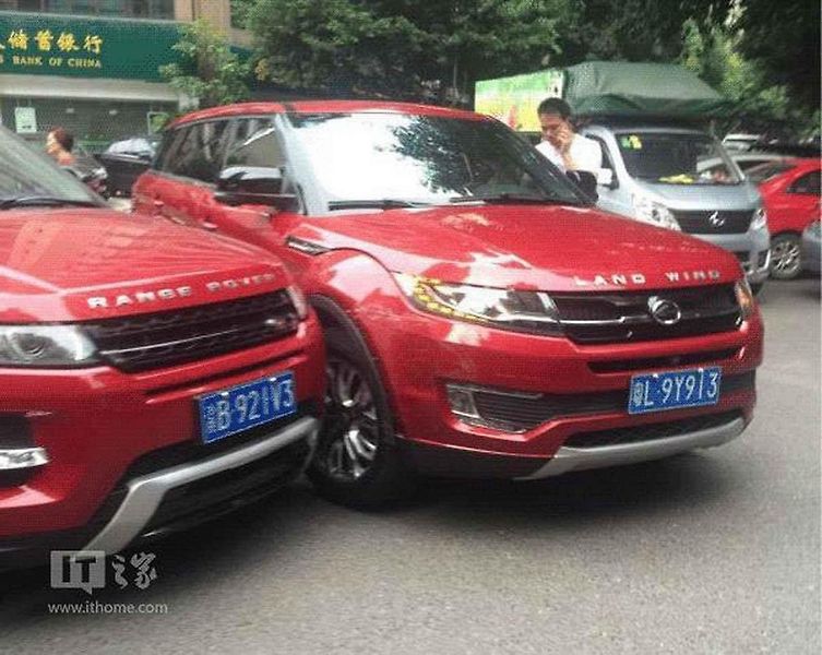 Nehoda Porsche Cayenne a Zotye SR9.