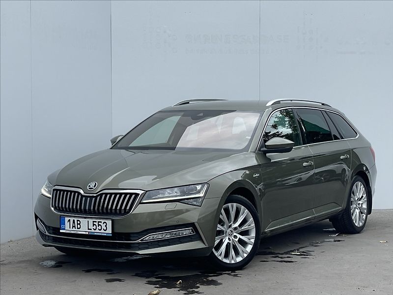 Škoda Superb 2,0 TDI DSG Combi L&K DCC+ACC - fotografie inzerátu