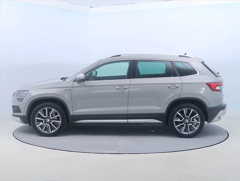 Škoda Karoq (2019) Scout 1.5 TSI 4x4, 4X4 - fotka 3 z 16