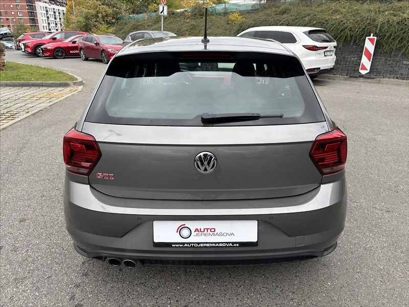 Volkswagen Polo 2,0 TSi 147kW MANUÁL GTI Beats - fotka 4 z 47
