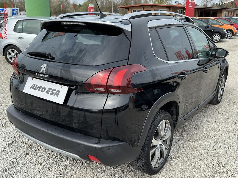 Peugeot 2008 (2019) 1.2PT, Crossway, navi, panor - fotka 4 z 19