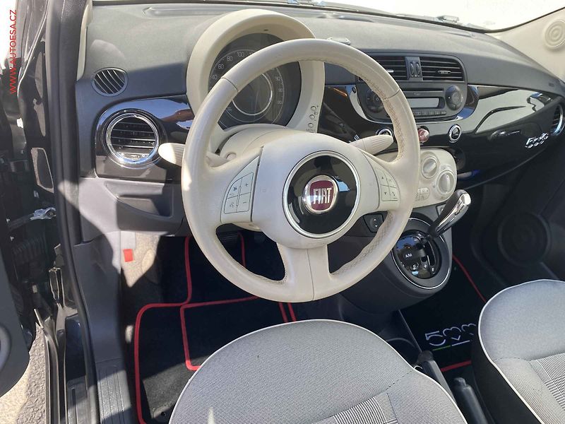 Fiat 500 (2015) 1.2i Cabrio, AT, AC, park - fotka 11 z 15
