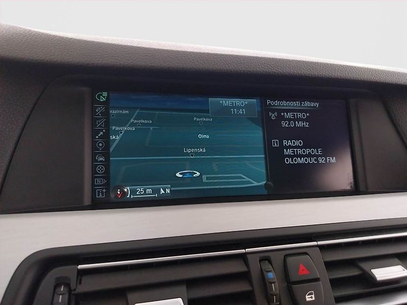 BMW Řada 5 (2013) 520d, Navi, Xenony, Tempomat - fotka 13 z 21
