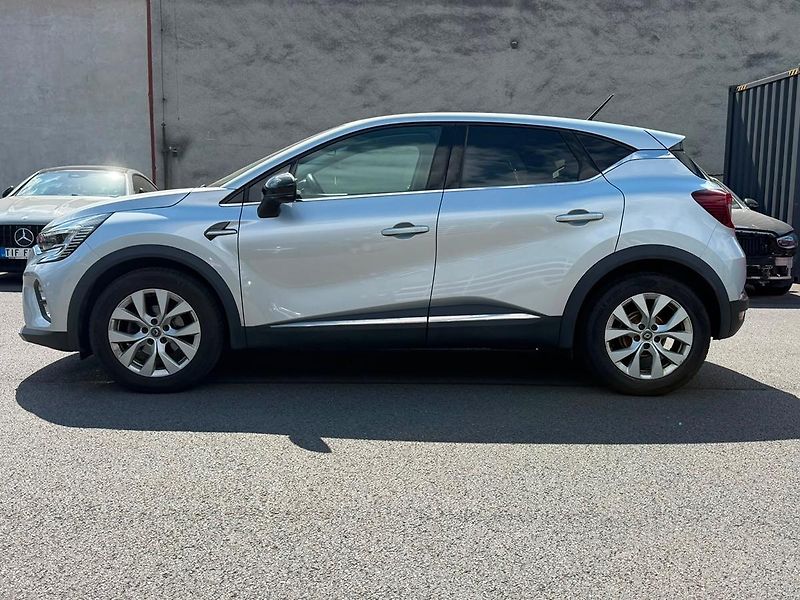 Renault Captur 1.3 TCe - fotka 8 z 15