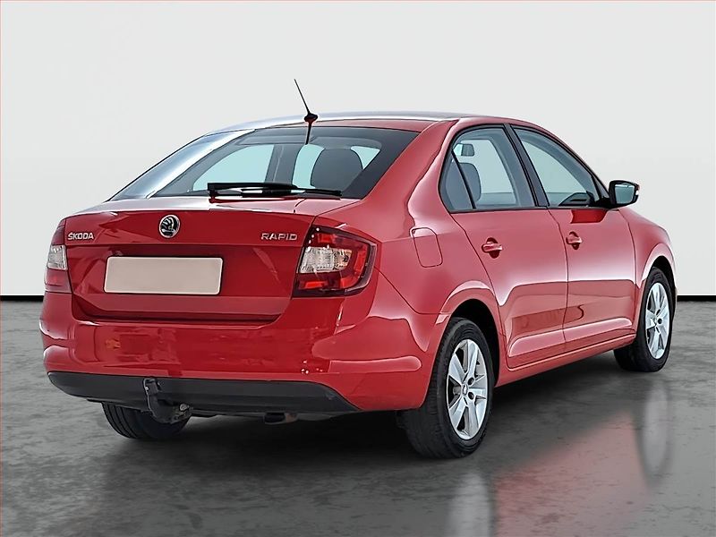 Škoda Rapid (2017) 1.0 TSI, Park. senzory - fotka 5 z 14