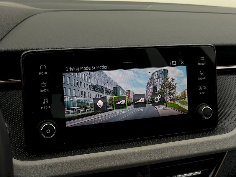 Škoda Scala (2025) 1.5 TSI 110 kW TopSelection - fotka 15 z 22