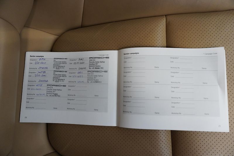Porsche Macan 3.0i AWD PDK7 - fotka 26 z 27