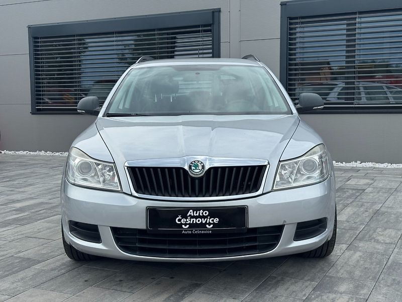 Škoda Octavia (2012) Comfortline 1.2 TSI 77kW - fotka 2 z 29