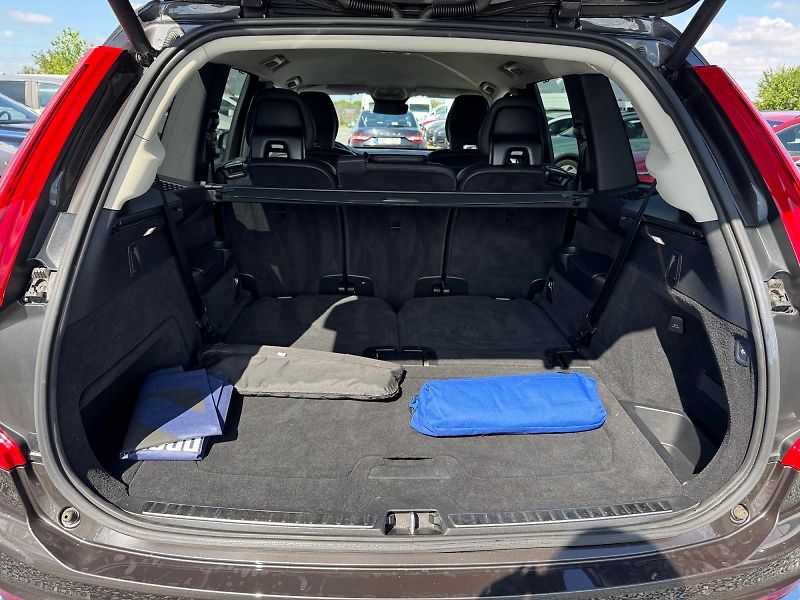 Volvo XC90 (2024) PLUS BRIGHT B5 173kW TAŽNÉ AWD - fotka 6 z 11
