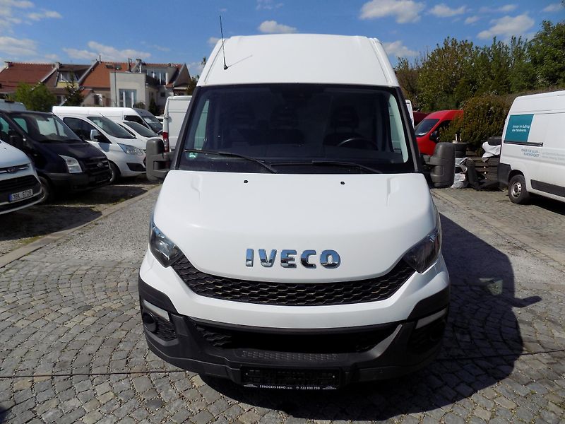 Iveco Daily 35-150 AUTOKLIMA, TAŽNÉ - fotka 3 z 37