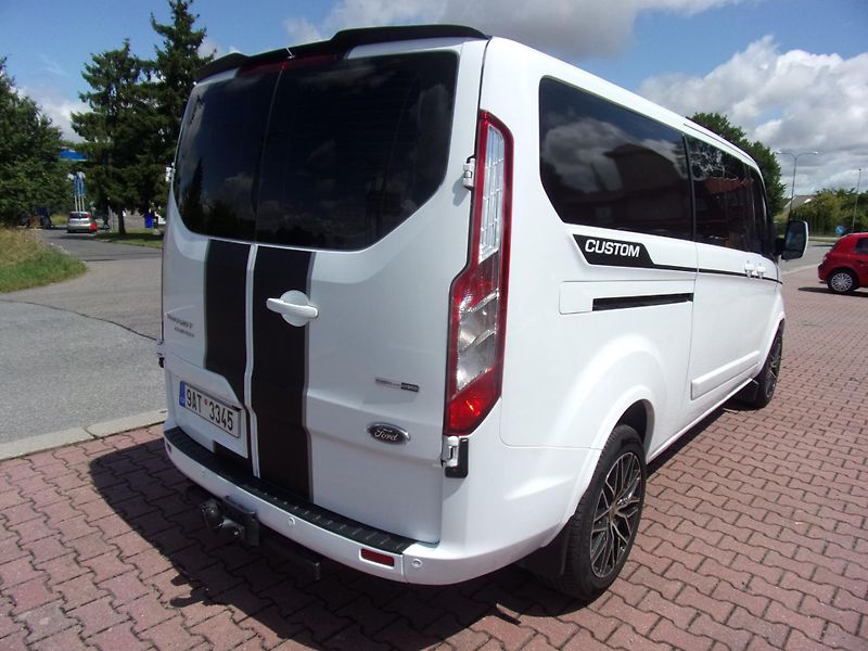 Ford Transit Custom 2.0 TDCi KLIMA ZÁRUKA 6 míst - fotka 8 z 35