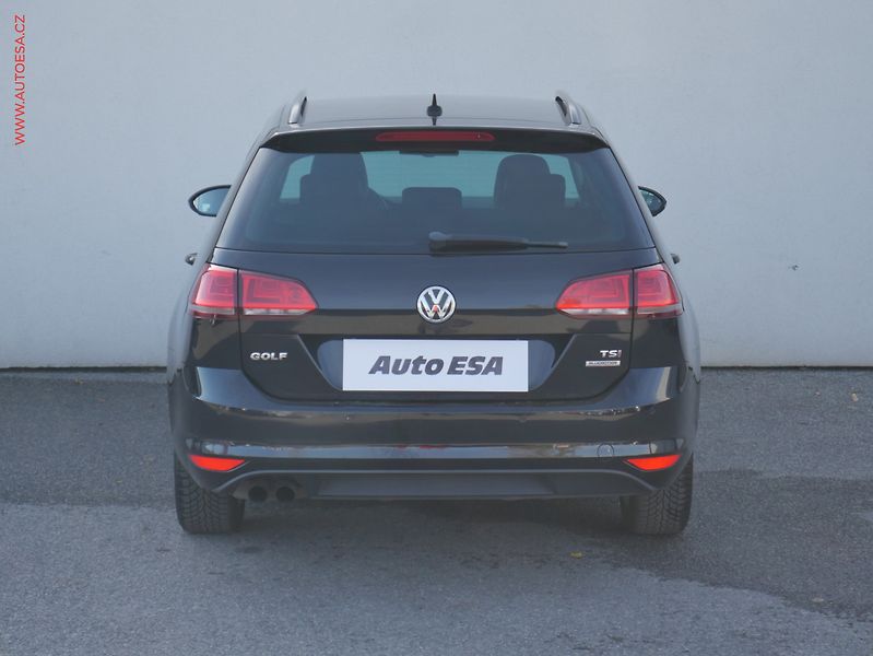 Volkswagen Golf (2014) 1.4 TSi, DSG, výhř.sed. - fotka 5 z 24